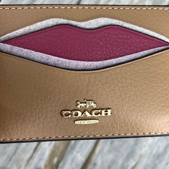 Coach Lip Card Case Wallet Bag Purse - Picture 3 of 8